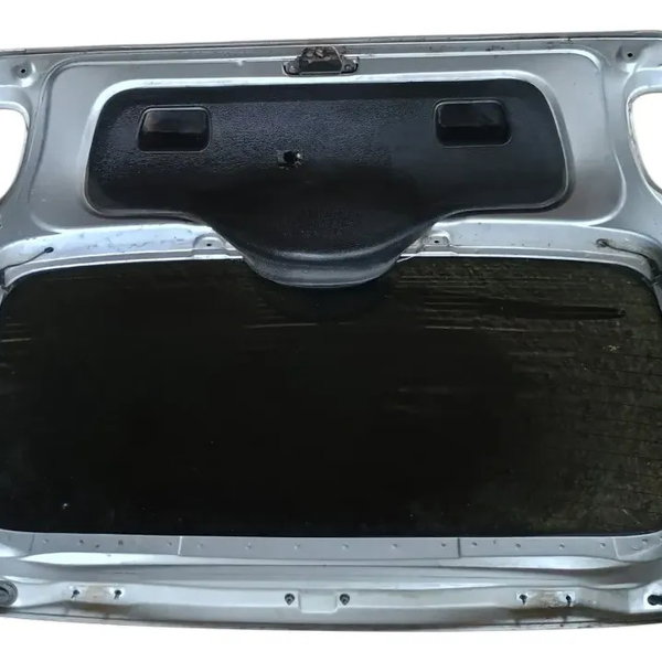 Tampa Traseira Peugeot 206 207 2002 2003 A 2014