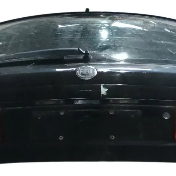 Tampa Capo Traseiro Fiat Stilo 2003 2004 A 2011