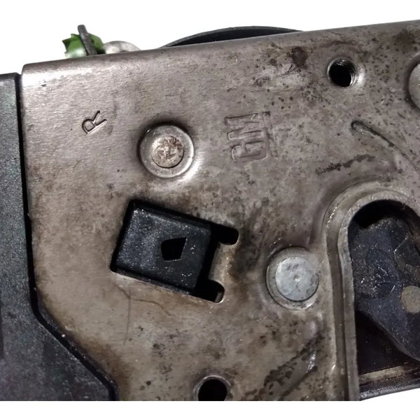 Fechadura Porta Dianteira Direita Vectra 1997 98 99 A 2005