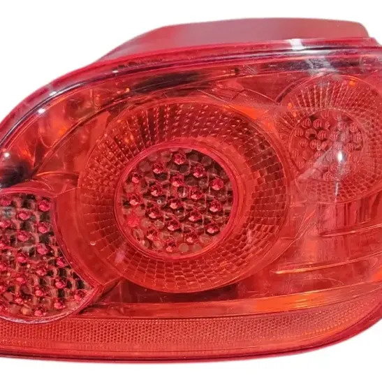 Lanterna Traseira Direita 307 Hatch 2007 A 2012 Com Soquete Direito/passageiro Vermelho