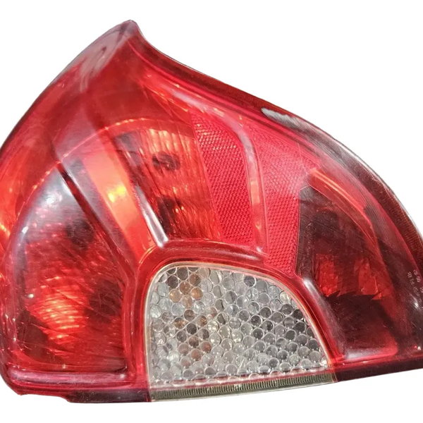 Lanterna Traseira Direita Jac J3 Hatch 2010 A 2015 C/soquete Direito/passageiro Vermelho