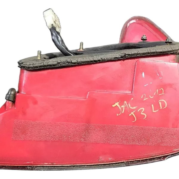Lanterna Traseira Direita Jac J3 Hatch 2010 A 2015 C/soquete Direito/passageiro Vermelho