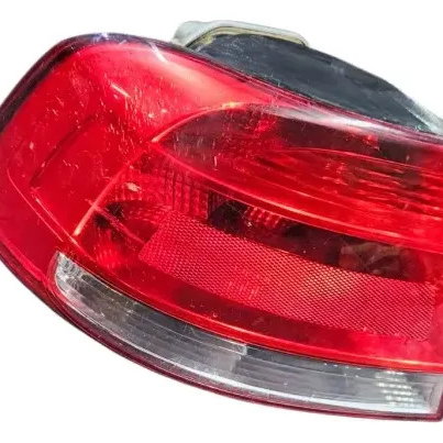 Lanterna Traseira Esquerda Voyage G5 Com Soquete Esquerdo/motorista Vermelho