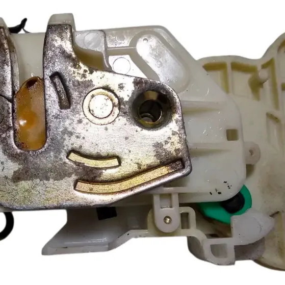 Fechadura Porta Dianteira Esquerda Honda Civic 1996 A 2000