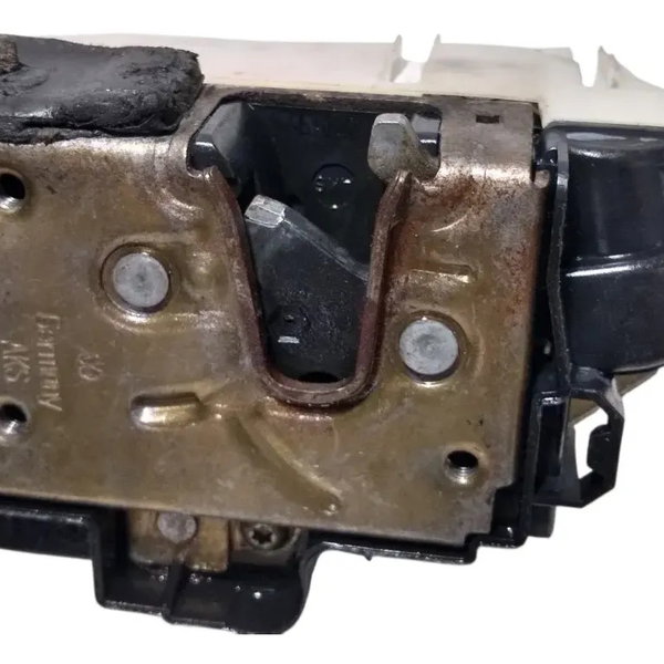 Fechadura Porta Traseira Direita Vw Golf 1994...1999