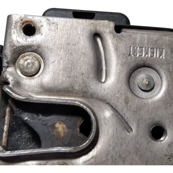 Fechadura Porta Dianteira Esquerda Gm Vectra 1997 98 A 2005