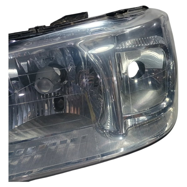Farol Esquerdo Uno Fiorino 2004 A 2012 Com Detalhe Esquerdo/motorista