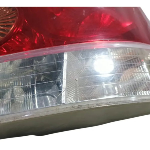 Lanterna Traseira Direita Vectra Sedan 2006 2011 C/ Detalhes Direito/passageiro Vermelho