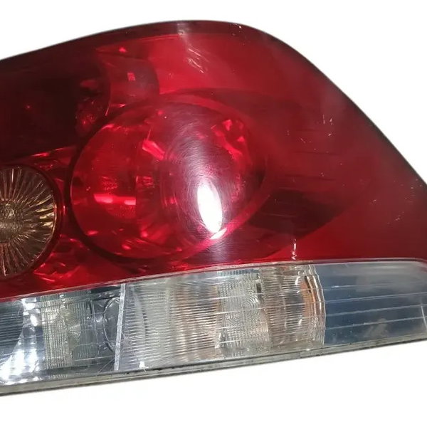 Lanterna Traseira Direita Vectra Sedan 2006 2011 C/ Detalhes Direito/passageiro Vermelho