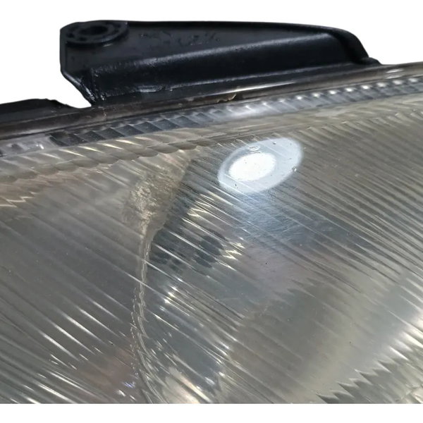 Farol Direito Peugeot 206 1999 2000 A 2002 Direito/passageiro