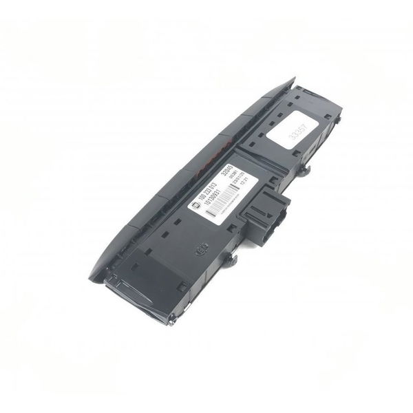Botão Do Pisca Alerta Fiat Mobi Like 2020 Original (33357)