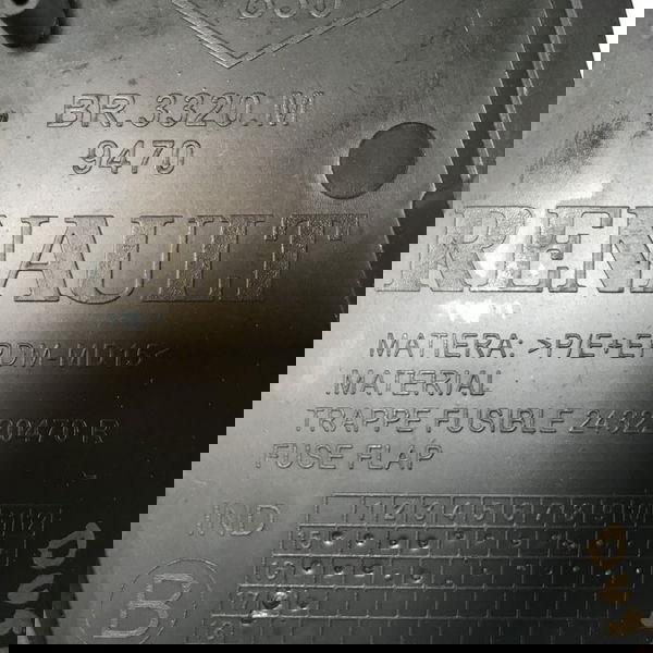 Tampa Caixa Fusível Painel Duster Expre 2018 Original 34623