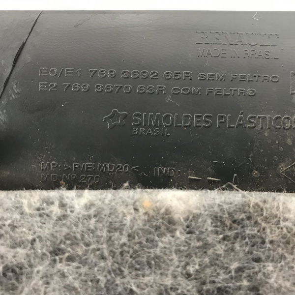 Acabamento Coluna Traseira Direita Duster 2018 (34638)