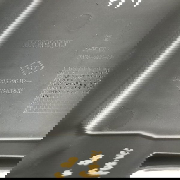 Tampa Caixa Fusível Captur Life 1.6 16v 2019 Original 38016