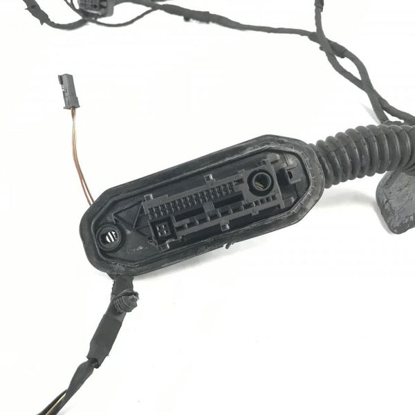 Chicote Da Porta Traseira Esquerda Bmw 535i (47468)