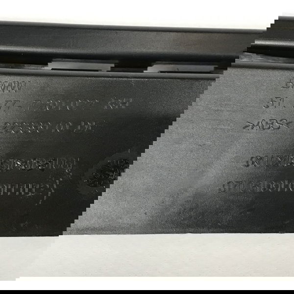 Guia Spoiler Traseiro Direito Bmw 535i (47514)