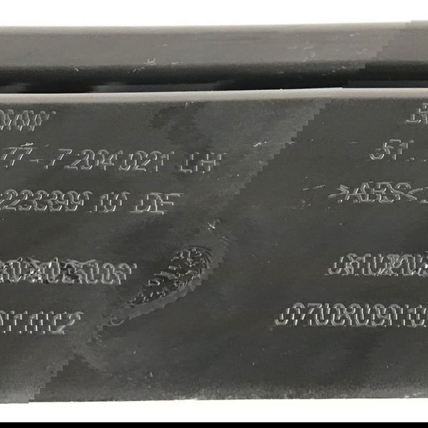 Guia Spoiler Traseiro Esquerdo Bmw 535i (47513)