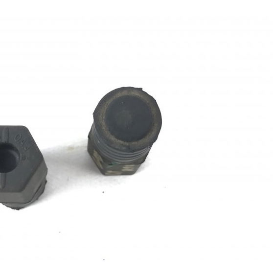 Par Batente Capo Chery S-18 2012 Original (48400)