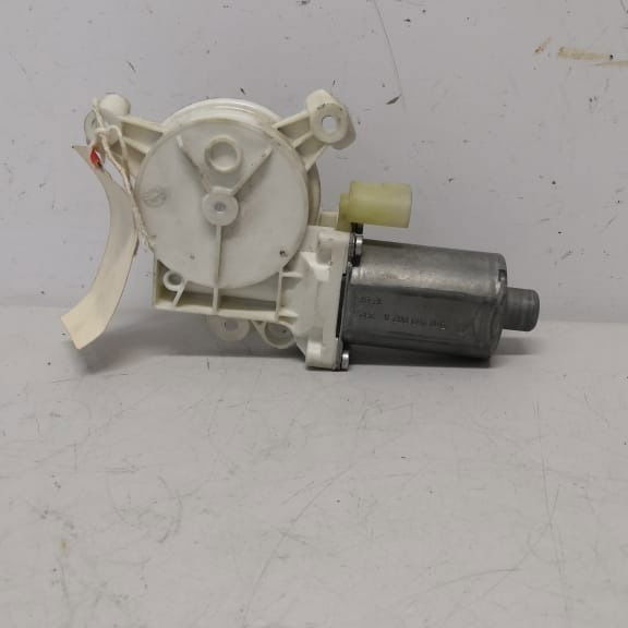 Motor Da Máquina De Vidro Dianteira Esquerda Vw Gol G5/g6