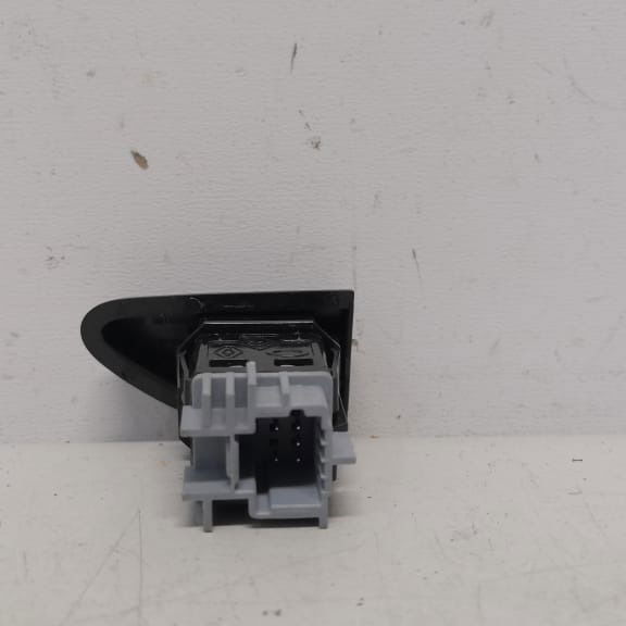 Botao Travas Portas Original Renault Duster 2014