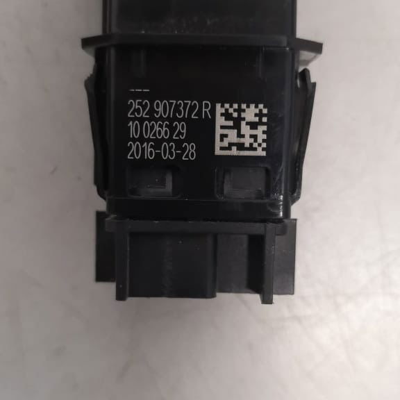 Botao Pisca Alerta Original Renault Duster 2014