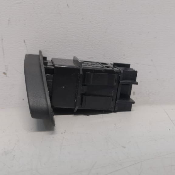 Botao Pisca Alerta Original Renault Duster 2014