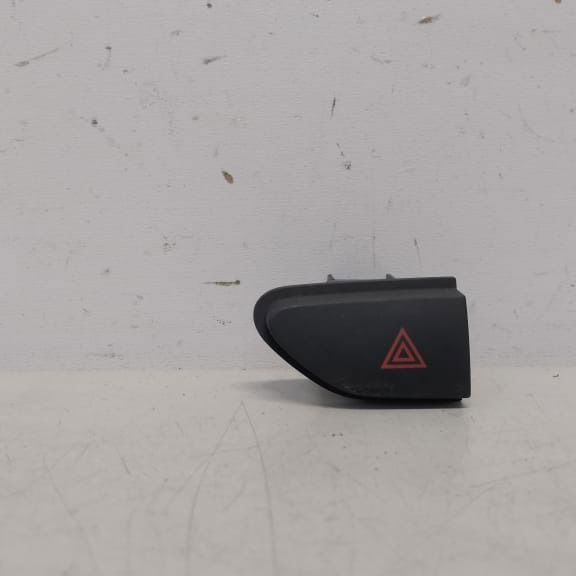 Botao Pisca Alerta Original Renault Duster 2014