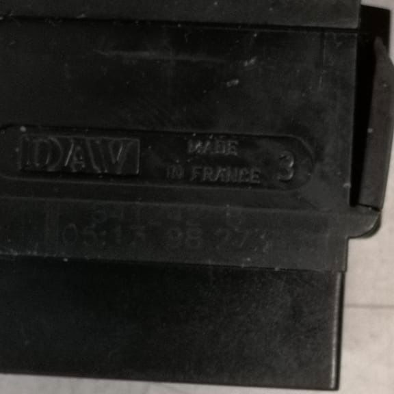 Botao Trava-destrava Porta Original Renault Scenic 99