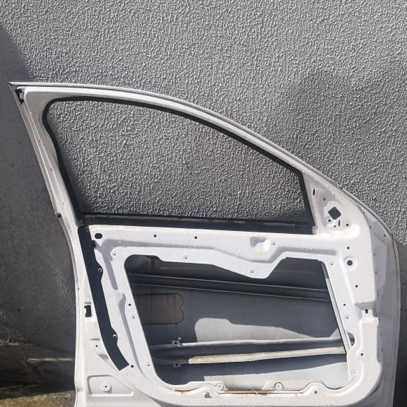 Porta Dianteira Esquerda  Ford Fusion 10 4p (para Recuperar)