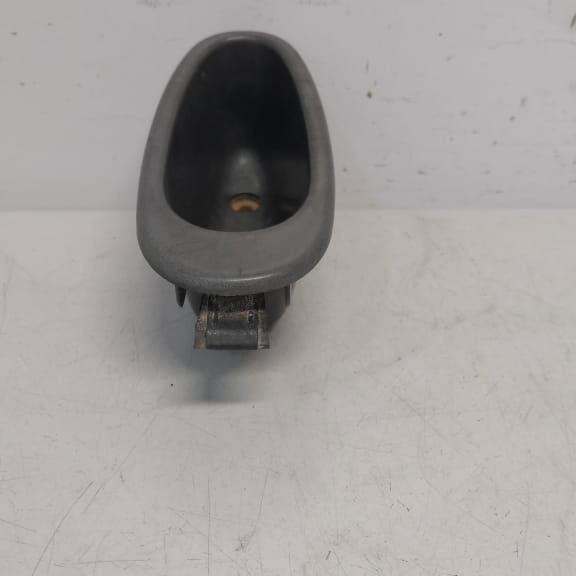 Puxador Porta Dianteira Esquerda Renault Clio 2007 Original