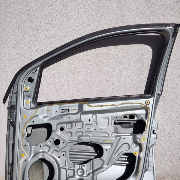 Porta Dianteira Direita Fiat Palio 2015 Original  (2193)