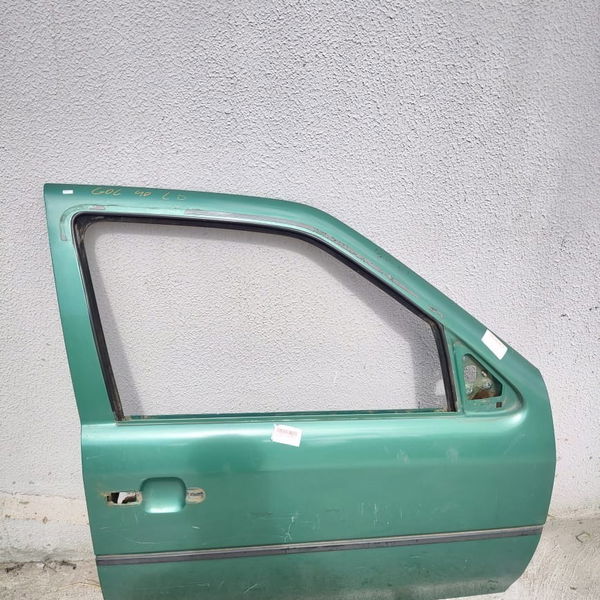 Porta Dianteira Direita  Vw Gol 1999 4p Original 2236