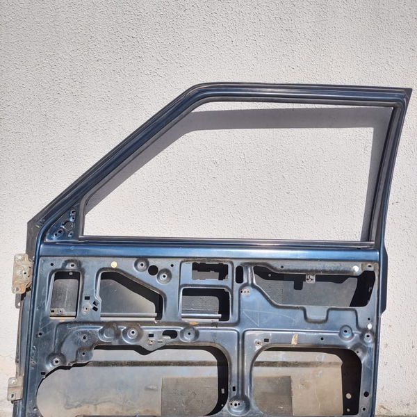 Porta Dianteira Direita Fiat Uno 1995 2p Original 2252