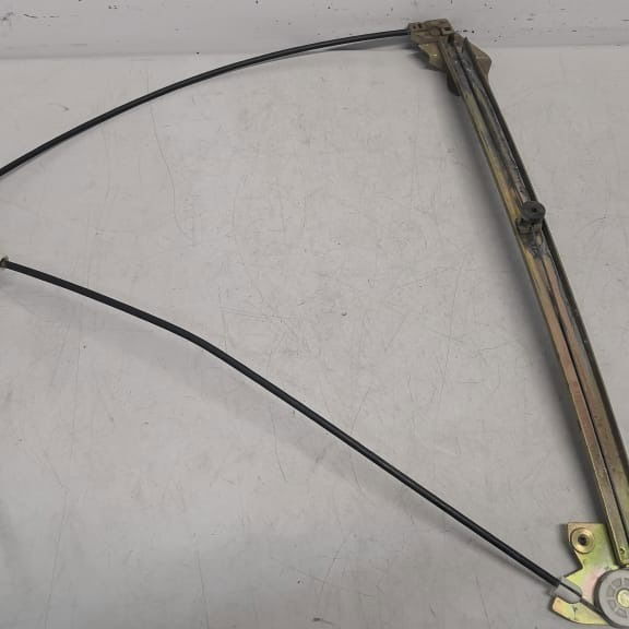 Maquina Vidro Dianteiro Direito Chevrolet Monza 2p Orig 2288