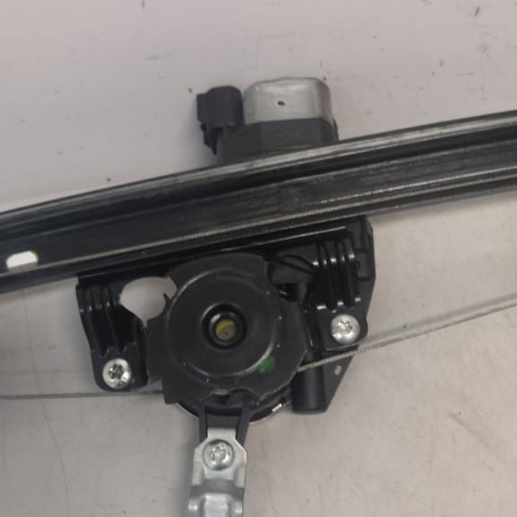 Maquina Vidro Dianteiro Direito Fiat Palio 2015 Orig 2305