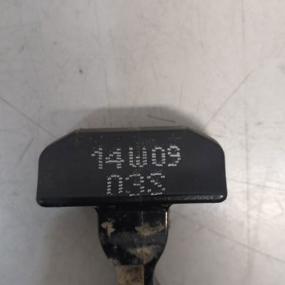 Limitador Porta Dianteira Esquerda Vw Up 2015 Original 2376