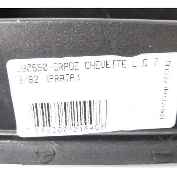 Grade Frontal Friso Prata Direito Paralelo Chevette 78/82