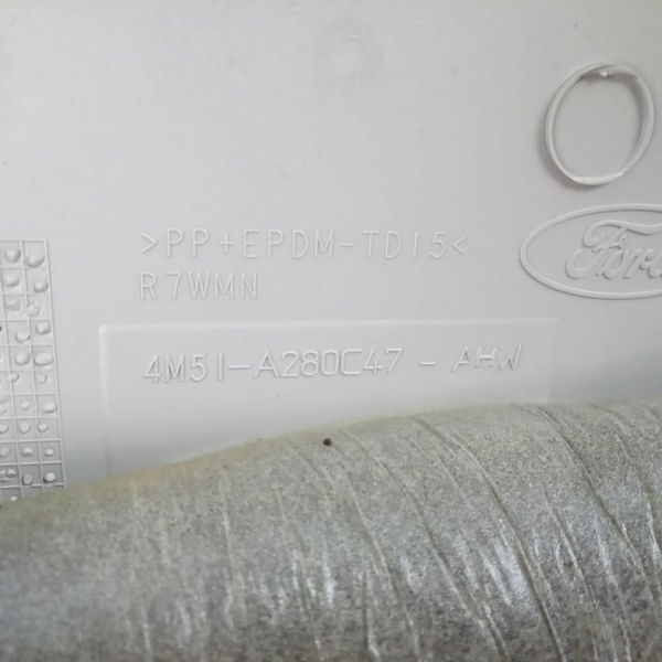 Revestimento Coluna Traseira Direita Ford Fiesta 13 Original