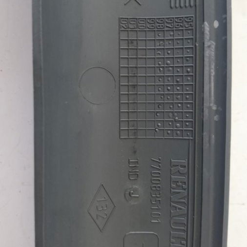 Acabamento Coluna Dianteira Esquerda Renault Scenic 99