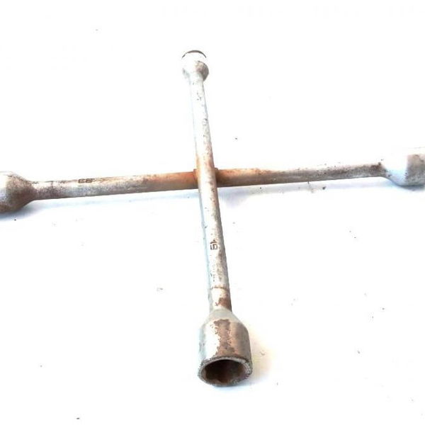 Chave De Roda Cruz Universal Para Carros 17/19/23/21