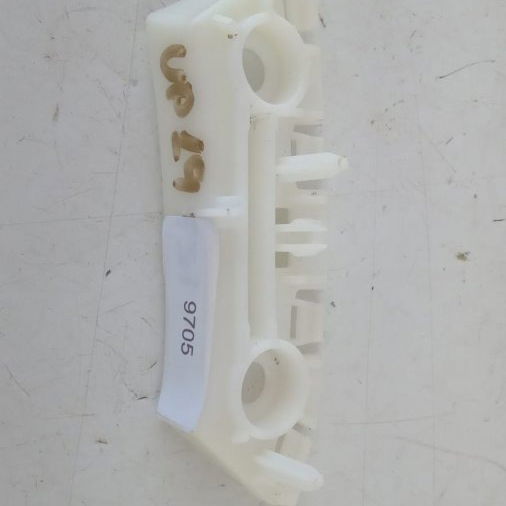 Guia Parachoque Dianteiro Direito Vw Up Tsi 2020 (9705)