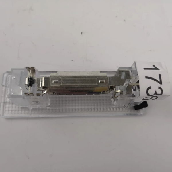 Luz Interna Porta Malas Vw Jetta 250 Tsi 2019 Original 11736