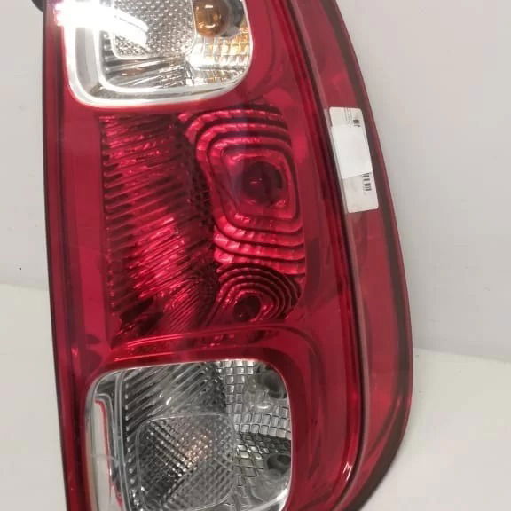 Lanterna Traseira Direita Fiat Uno Vivace 2010/14 (352)