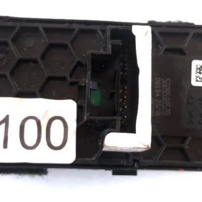 Comando Vidro Eletr Dianteiro Esquerdo Jetta 250 19 (12100)