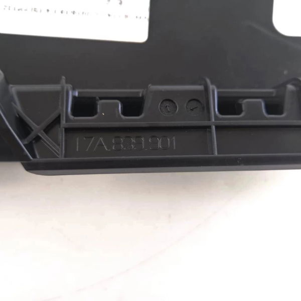 Moldura Porta Traseira Esquerda Jetta 250 Tsi 2019 (12126)