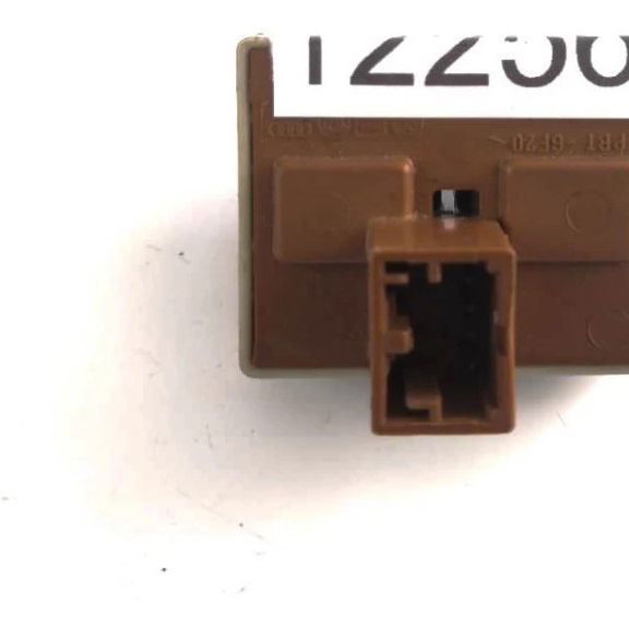 Botão Vidro Elétrico Le Vw Fox 15/16