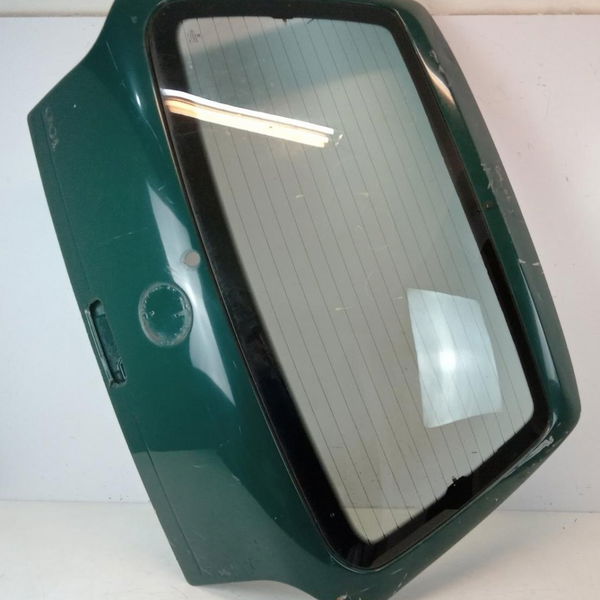 Tampa Traseira  Vw Gol 2001 Original C/detalhe (13049)