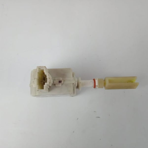 Trava Eletrica Porta Malas Vw Gol G6 Original (13307)