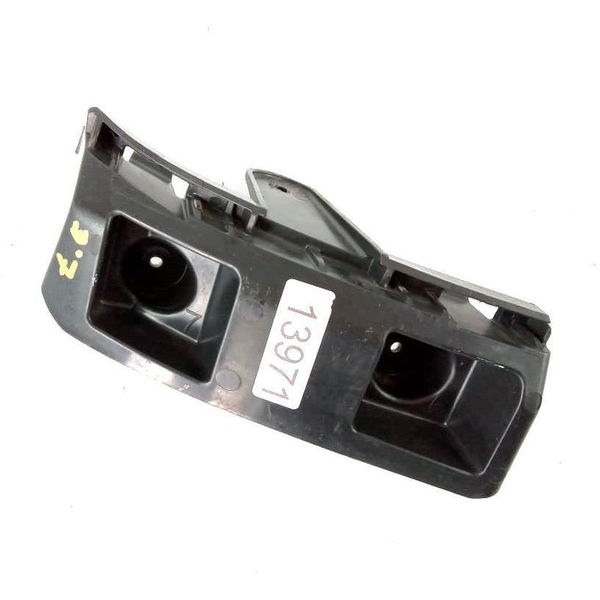 Guia Parachoque Traseiro Esquerdo Cruze Hatch 19 Orig 13971