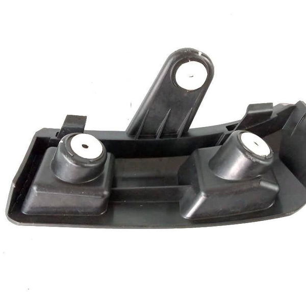 Guia Parachoque Traseiro Esquerdo Cruze Hatch 19 Orig 13971